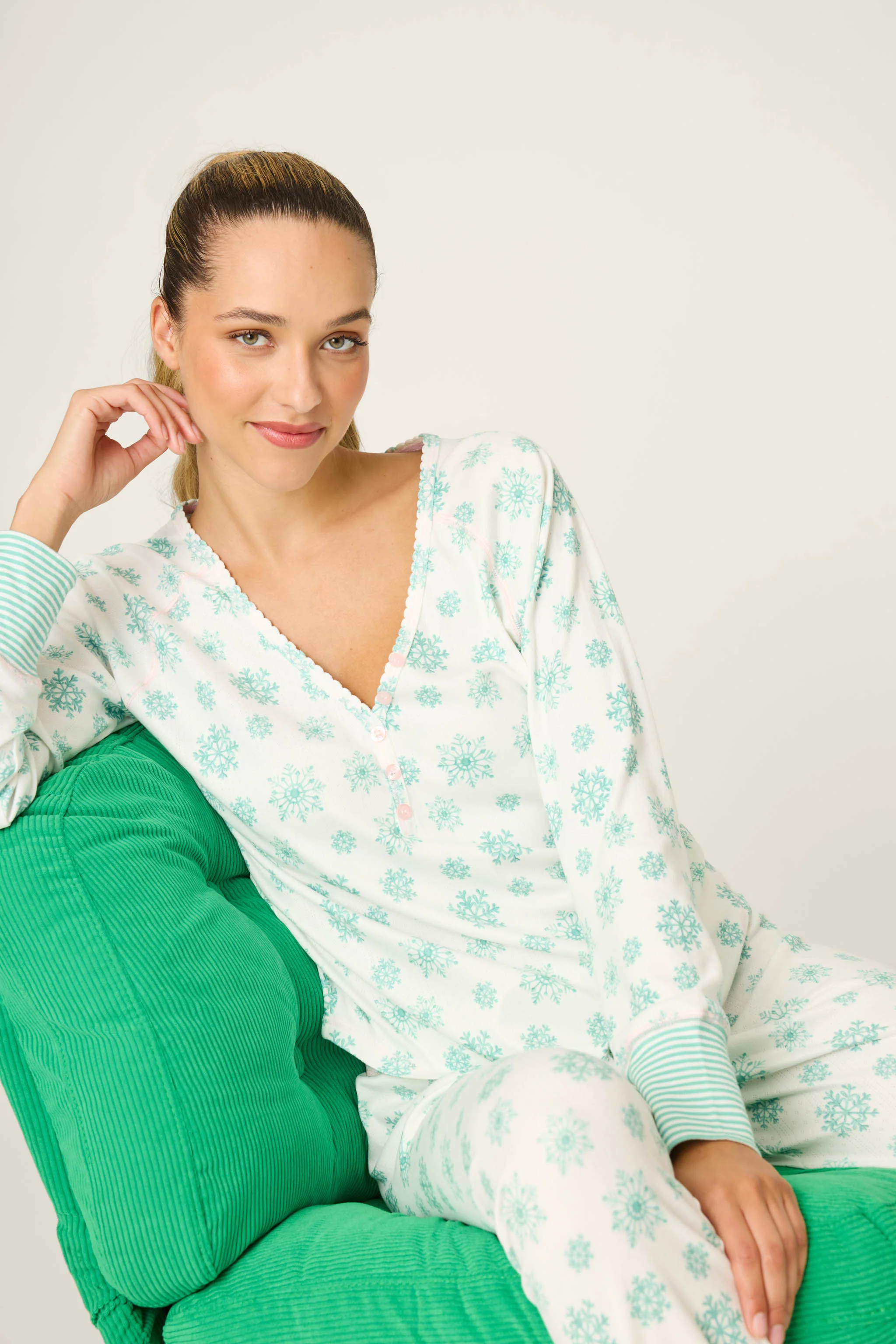 Snowflake Wishes Pointelle Pants Set