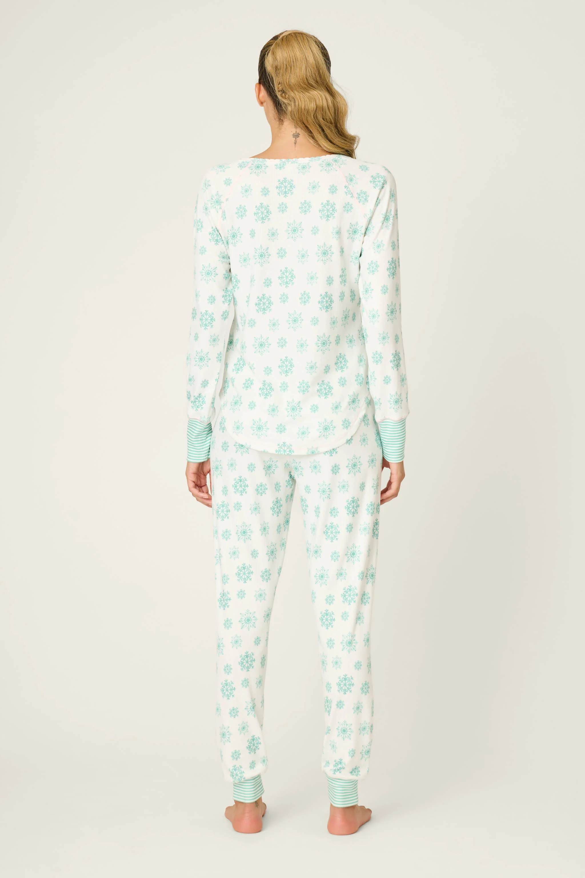 Snowflake Wishes Pointelle Pants Set - Image 4