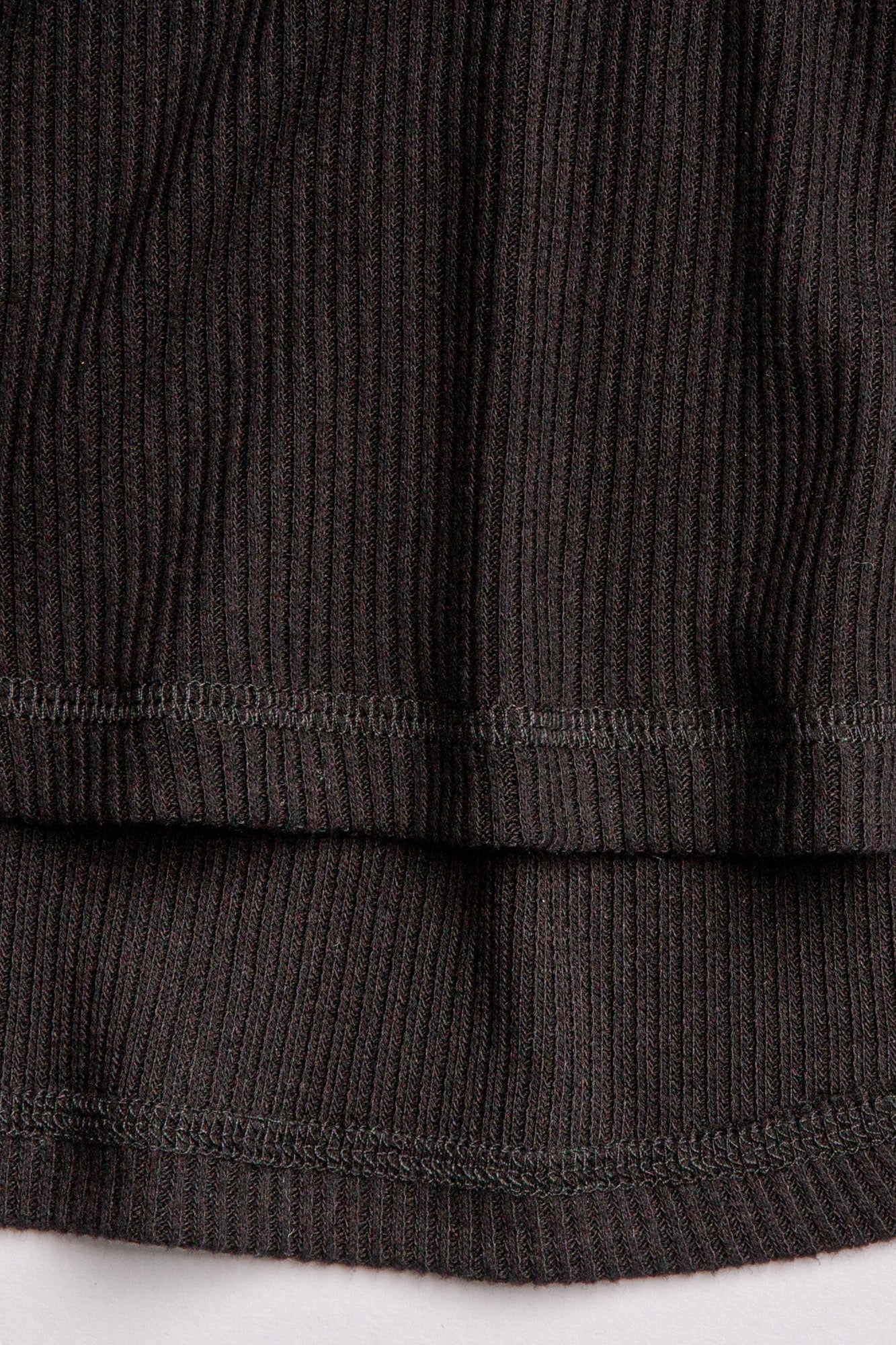 Textured Essentials Black Lounge Set - Image 7